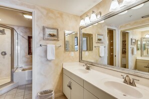 Condo, 3 Bedrooms | Bathroom | Towels - Waterview Yacht Club 532 is a 3 BR with Stunning views of the Pass by RedAwning (Destin)