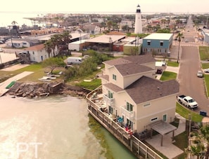 Exterior - New Waterfront Bungalow Fishermans Paradise 2 Bedroom Home by RedAwning (Port Isabel)
