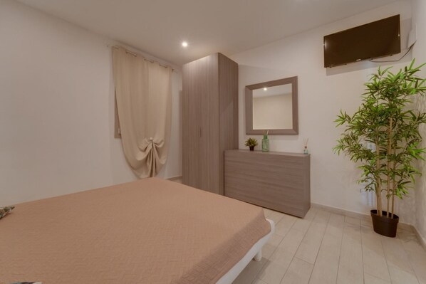 5 bedrooms, WiFi