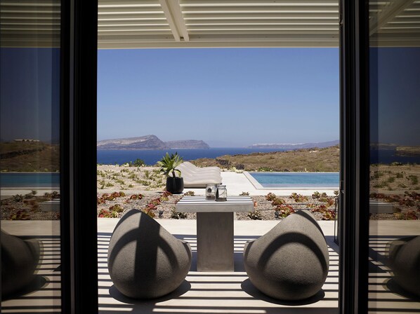 Deluxe Suite 8, Outdoor Heated Jacuzzi | Terraza o patio