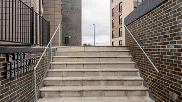 Huoneisto, 1 keskisuuri parisänky ja vuodesohva | Ulkopuoli