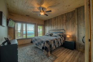 Room - Cloud Nine by Escape to Blue Ridge (Blue Ridge)