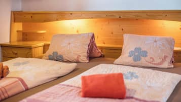 2 bedrooms, free WiFi, bed sheets