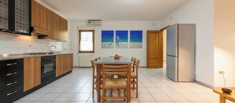 Appartement Casa Colonia 2 met zeezicht, terras & Wi-Fi