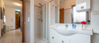 Apartment Casa Colonia 2 with Sea View, Terrace & Wi-Fi