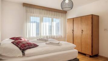 2 dormitorios, wifi gratis, ropa de cama