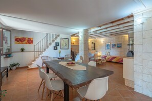 Dining - Villa piscina a due passi dal mare Near the Beach with Pool (Siracusa)