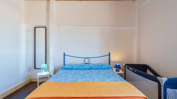 3 quartos, ferros/tábuas de passar roupa, Wi-Fi de cortesia