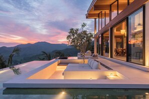 Outdoor dining - Villa Kami at Tampah Hills (Central Lombok)