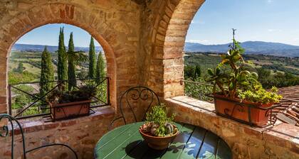 Agriturismo "Gli Archi" with Pool, Wi-Fi, and Garden