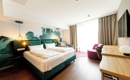 Comfort Double Room. DORMERO Hotel Freiburg