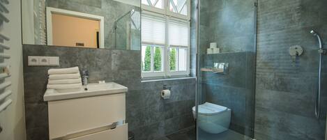 Basic-Apartment | Badezimmer
