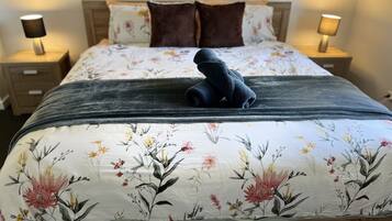 3 habitaciones, wifi gratis y ropa de cama