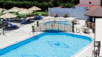 Piscina externa
