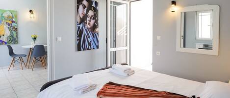 1 bedroom, in-room safe, travel crib, free WiFi