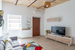 TV - La Casa nel Verde - YourPlace Abruzzo (Rocca San Giovanni)