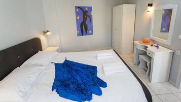 1 bedroom, in-room safe, travel cot, free WiFi