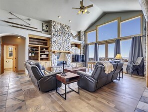 Smart TV, fireplace, DVD player