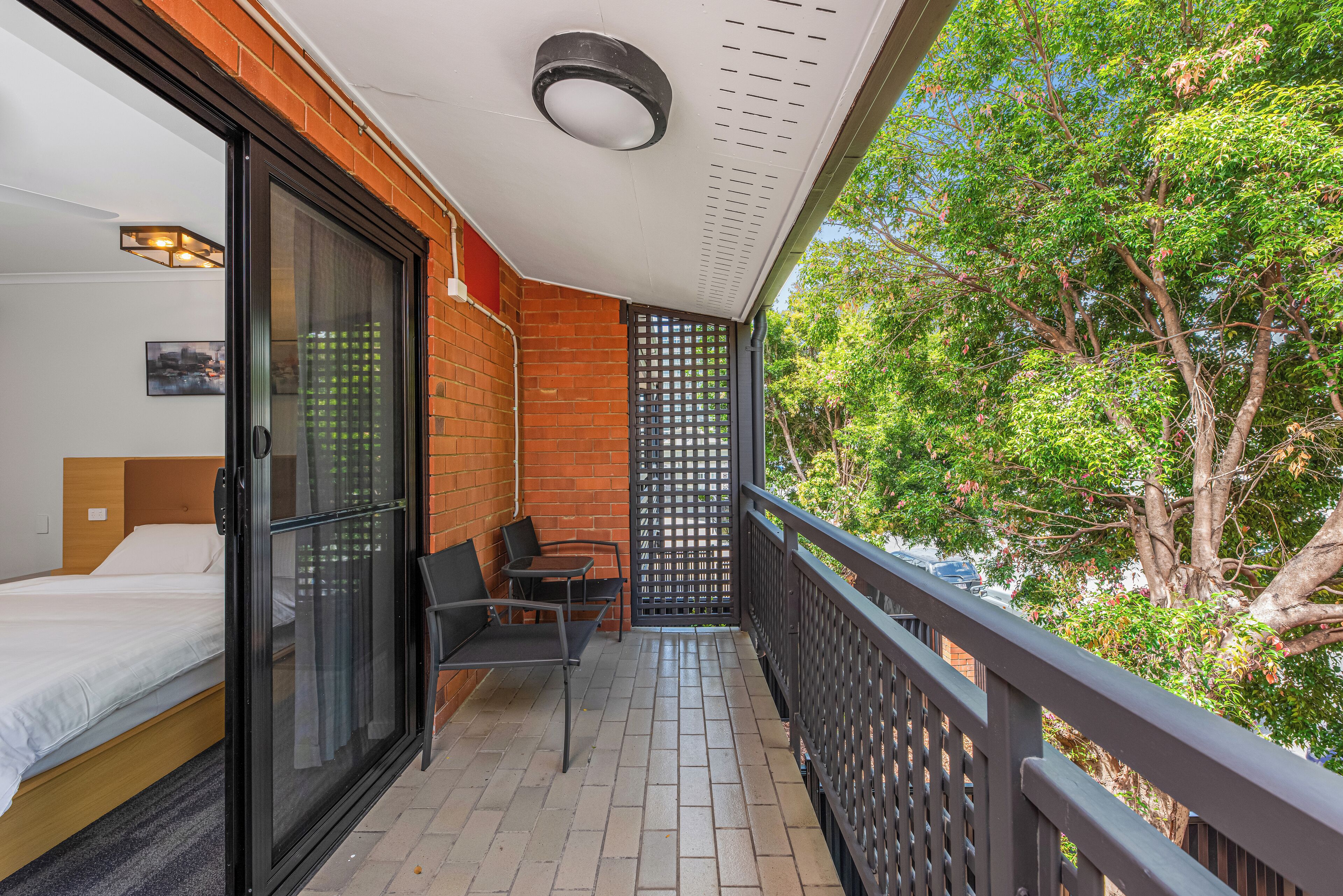 Comfort-Stadtwohnung | Terrasse/Patio