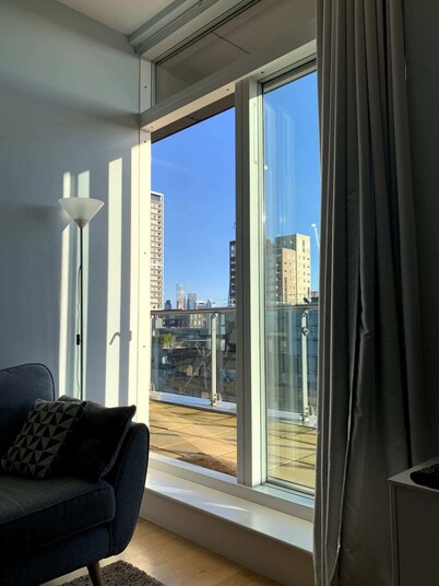 Stylish 2 Bedroom Apartment