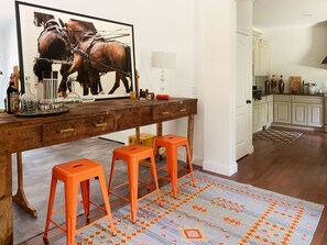 Dining - The Blue Door 10 min to TIEC 2BR 2BA House Private Modern Clean Quiet 7 acres (Columbus)