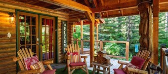Merry Cabin - Peacefully Poised in the Woods