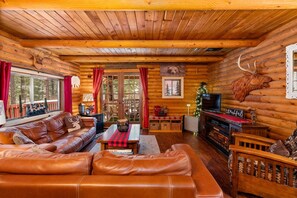 Télévision, cheminée