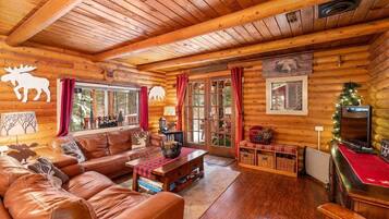 Télévision, cheminée