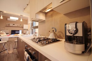 Fridge, microwave, oven, dishwasher - Eur Bright Spacious Apartment with balconies and parking only for small cars (Roma)