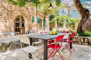 Outdoor dining - Can Busquera by Rentallorca (Sóller)