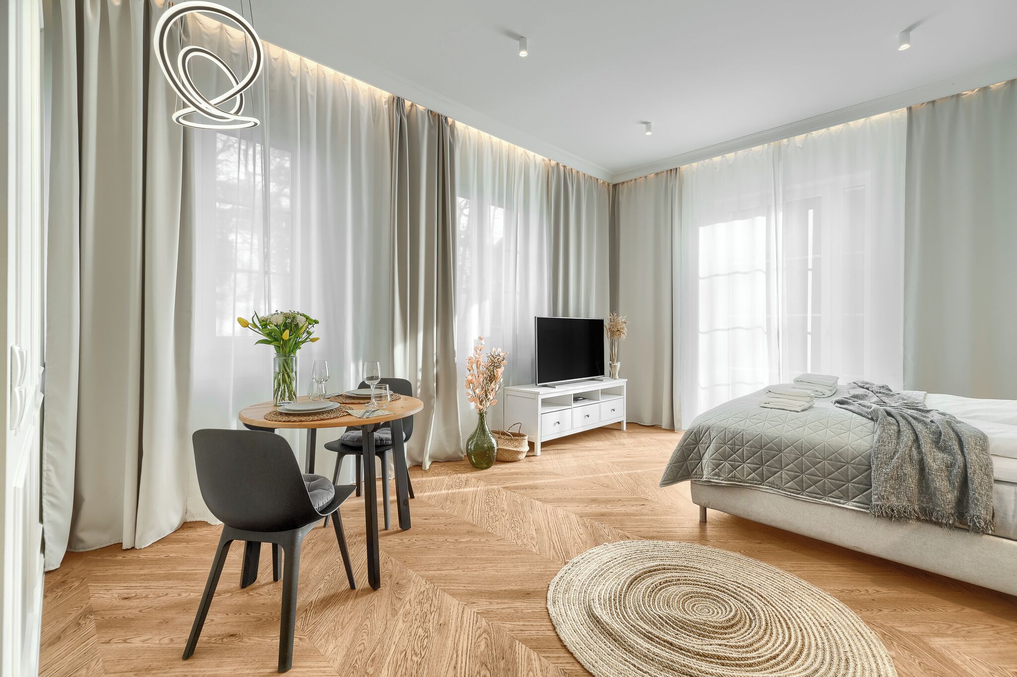 Senior-Studiosuite | Bügeleisen/Bügelbrett, kostenloses WLAN, Bettwäsche