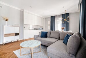 مكواة/لوح كي وواي فاي مجانًا وملاءات أسرّة