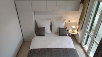 3 Schlafzimmer, Zimmersafe, Bügeleisen/Bügelbrett, Reisekinderbett