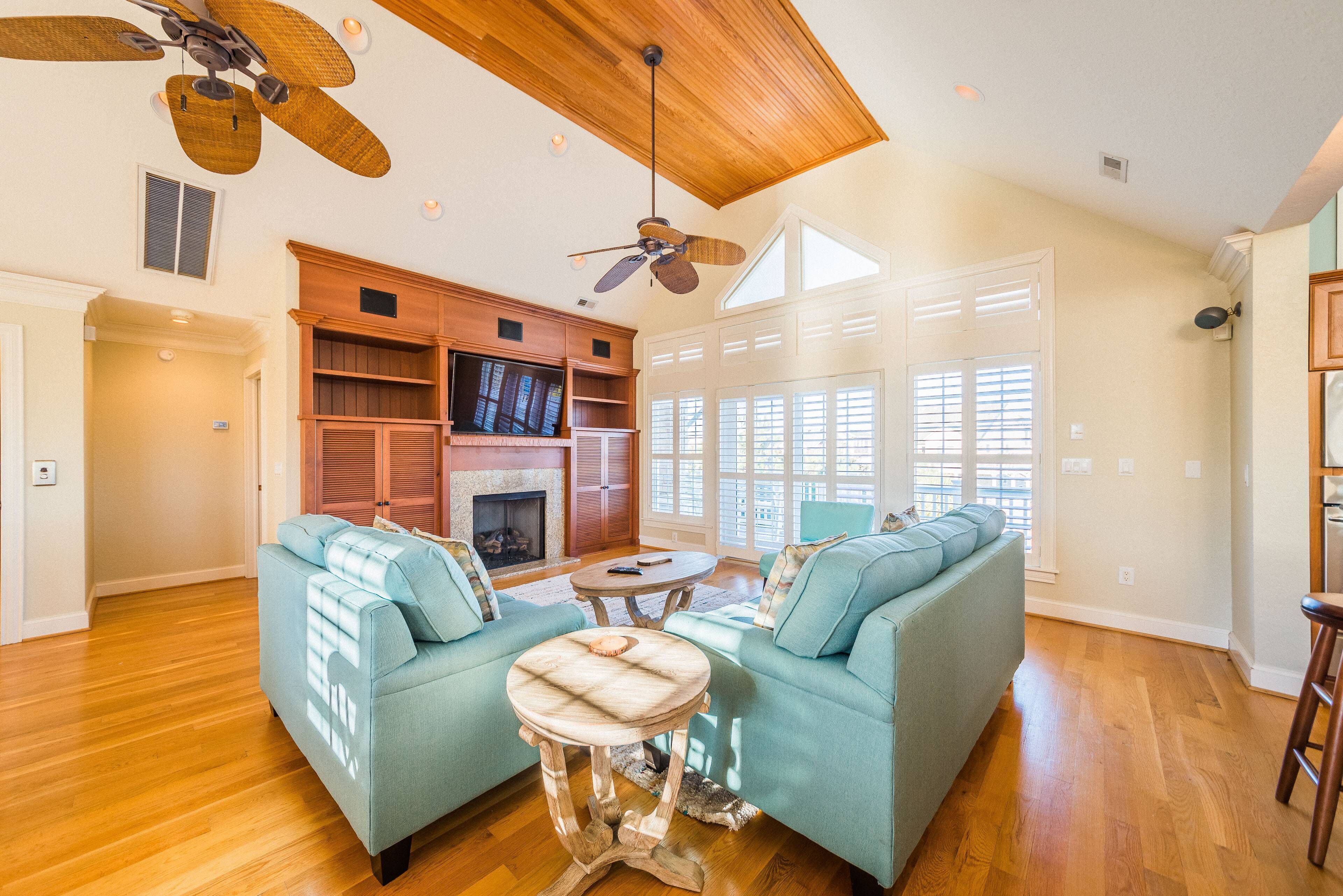 Kirkland's Keep - Old Nh Place, 300 Yds To Beach, Elevator, Pool, Hot Tub, Putting Green, Pets Ok - Nags Head, NC