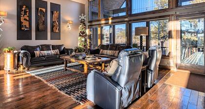 Luxury Home with Amazing Views, near San Juan Forest A/C