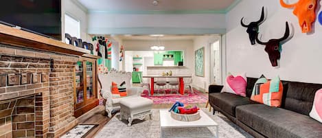 Téléviseur, bureau