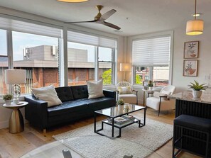 Télévision, espaces bureaux