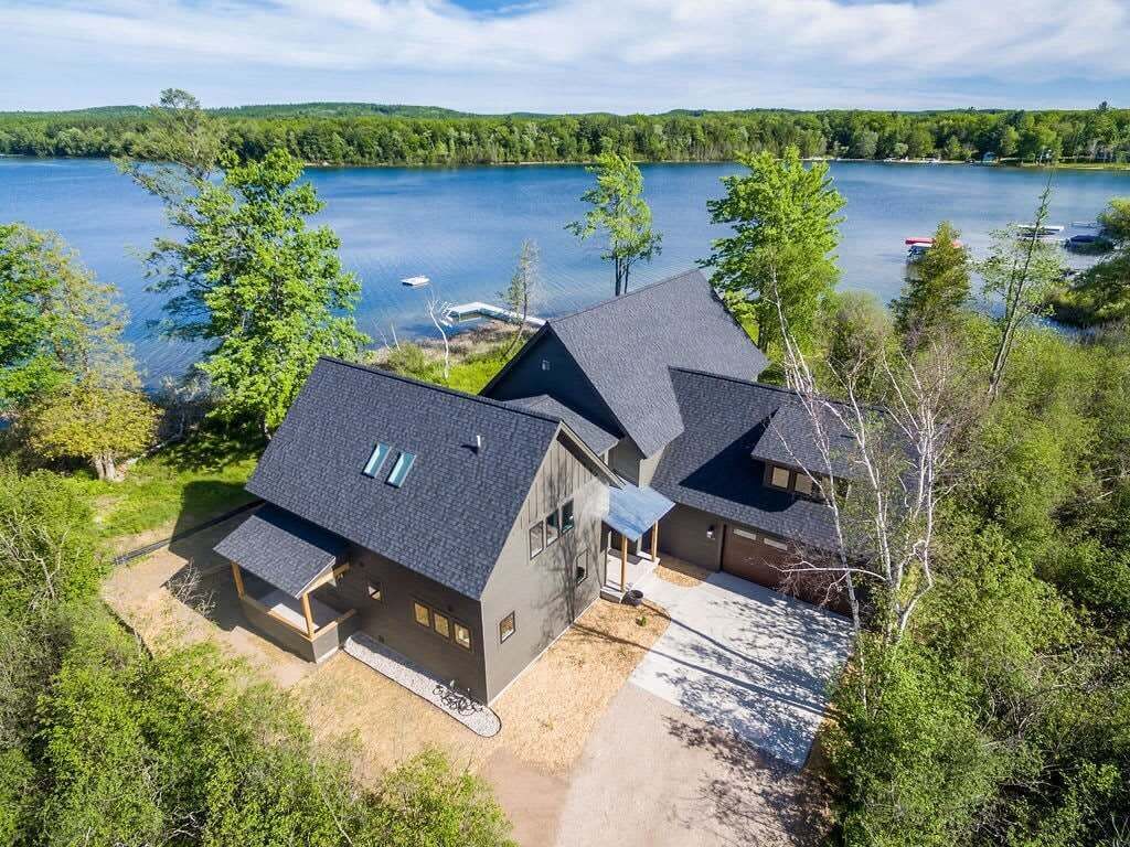 The Point on Green Lake and Betsie River | Dogs OK