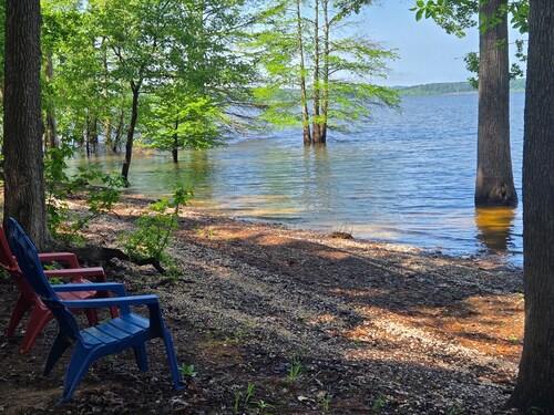 Lakefront with awesome sunsets.