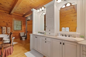 Bathtub, hair dryer, towels