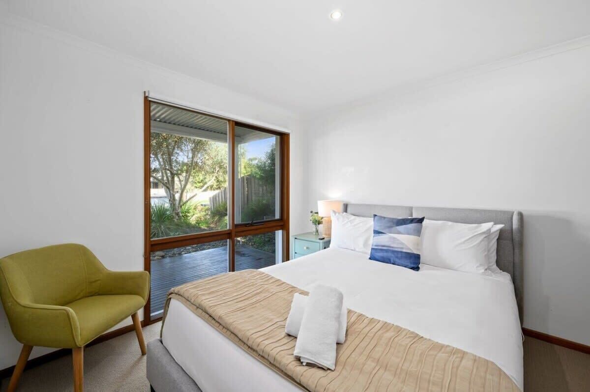 3 bedrooms, iron/ironing board, travel cot, WiFi