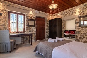 5 Schlafzimmer, Bügeleisen/Bügelbrett, kostenloses WLAN, Bettwäsche