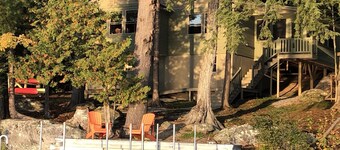 4 season lakefront house on Twitchell Pond, private dock- near skiing