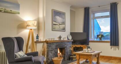 2 bedroom accommodation in Frizington