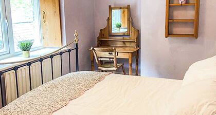 3 bedroom accommodation in Penmaenpool, Dolgellau