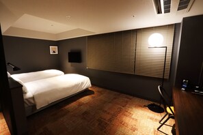1 bedroom, desk, free WiFi, bed sheets