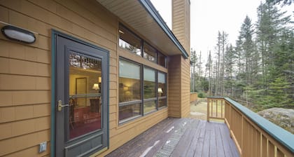 MW6 Cozy 2 bedroom 2.5 bath condo ideally located at the Bretton Woods Resort!