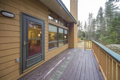 MW6 Cozy 2 bedroom 2.5 bath condo ideally located at the Bretton Woods Resort!
