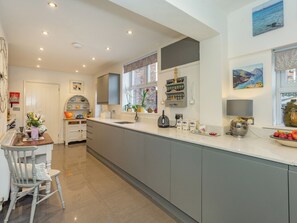 Dishwasher - 1 bedroom accommodation in Thornton-Le-Dale (Thornton-Le-Dale)