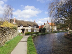 Exterior - 1 bedroom accommodation in Thornton-Le-Dale (Thornton-Le-Dale)